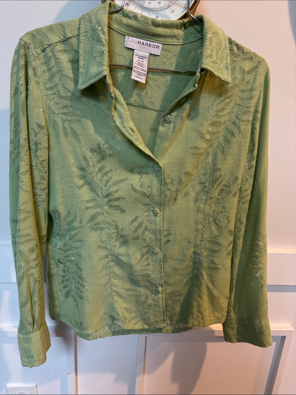 Sag Harbor Green Button-Front Long-Sleeve Blouse